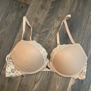 Natori Padded Bra-Size 34C